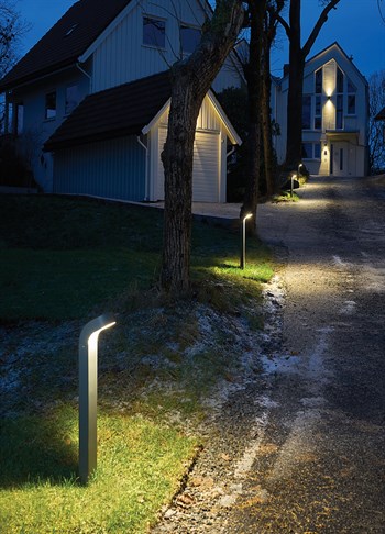 Norlys Molde aluminium udendørs LED pullertlamper ved indkørsel
